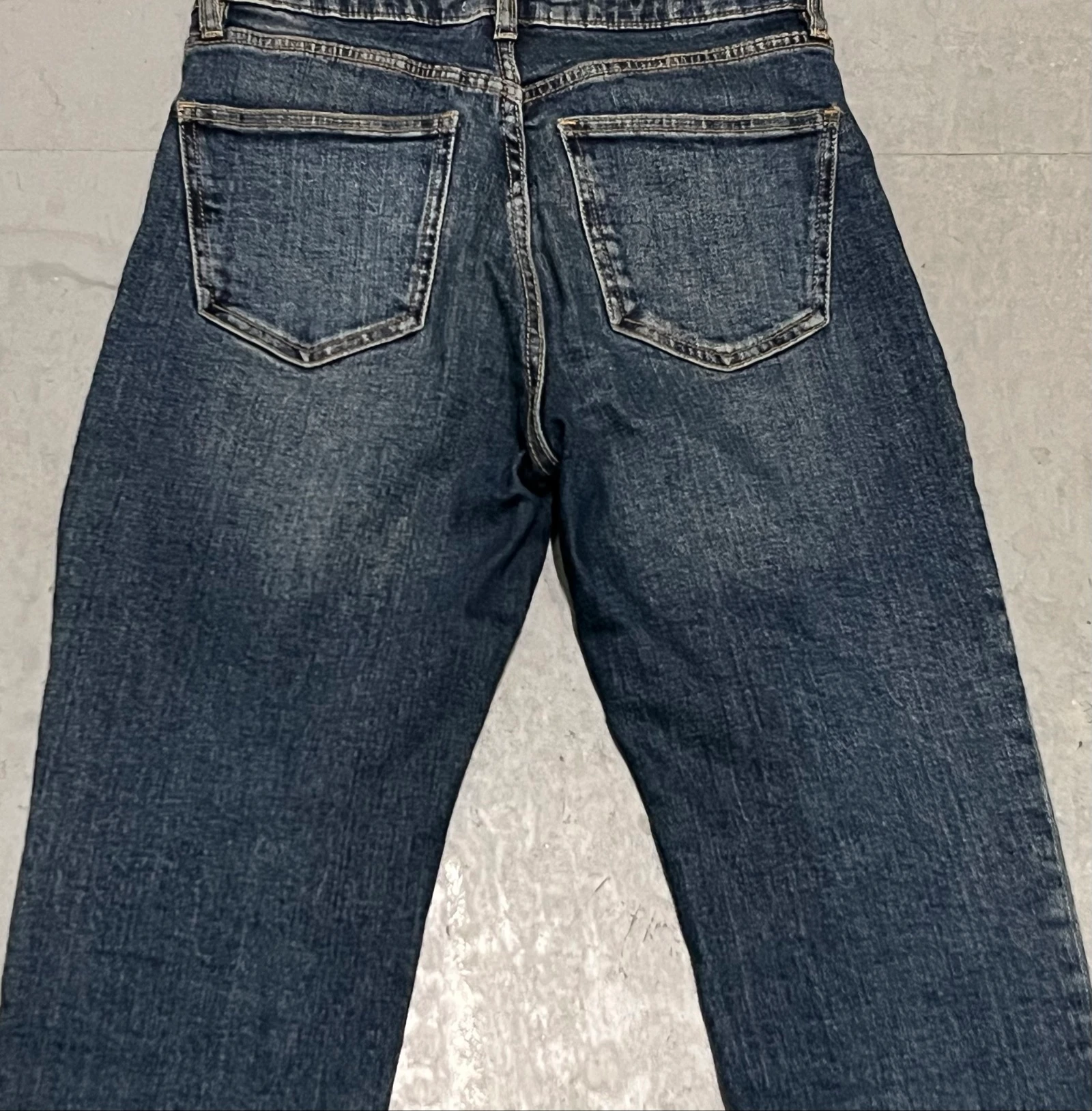 Hoge taille spijkerbroek met uitlopende pijpen – photo 18